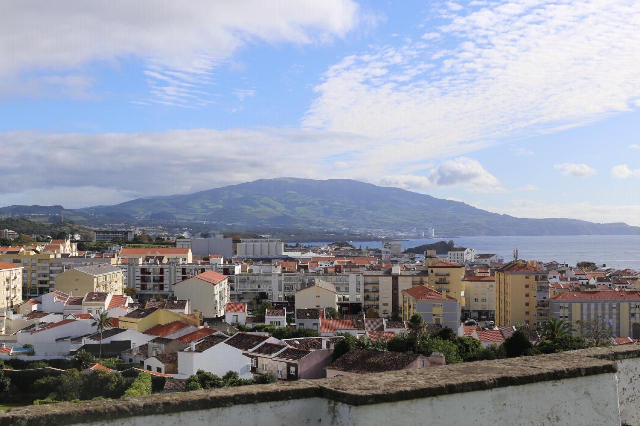 City Center, 200 Meters To Marina, Walk To Everything, Private Yard And Garden Ponta Delgada  Bagian luar foto